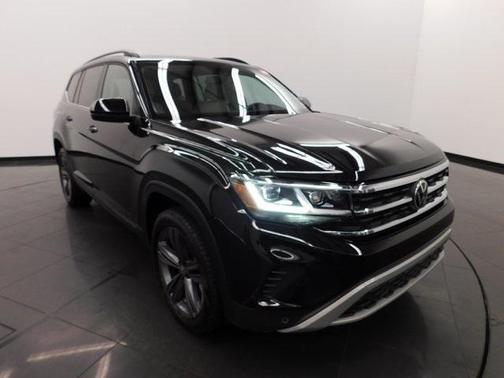 2022 Volkswagen Atlas 3.6L SE w/Technology