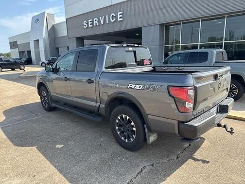 2022 Nissan Titan PRO-4X