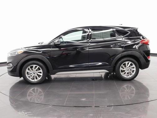 2017 Hyundai TUCSON SE Plus