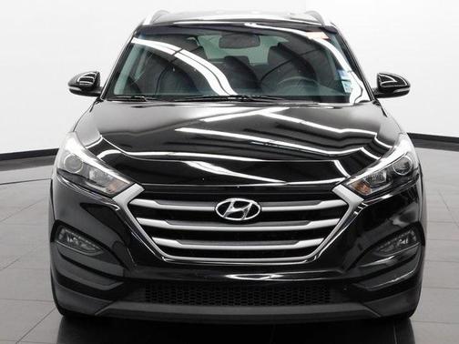 2017 Hyundai TUCSON SE Plus