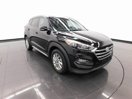 2017 Hyundai TUCSON SE Plus