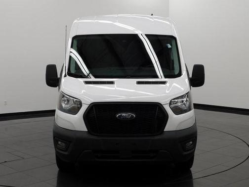 2022 Ford Transit-250 Base