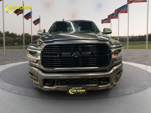 2021 RAM 3500 Laramie Crew Cab 4x4 8' Box