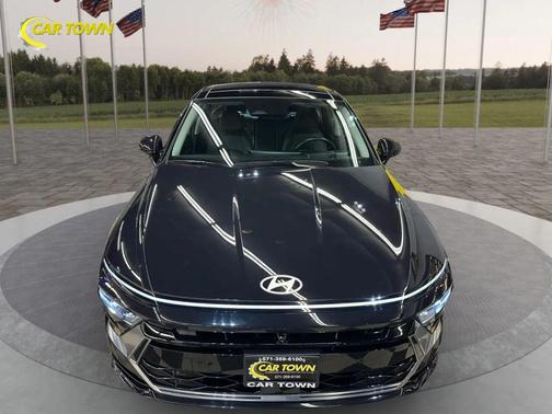 2024 Hyundai SONATA Hybrid Limited