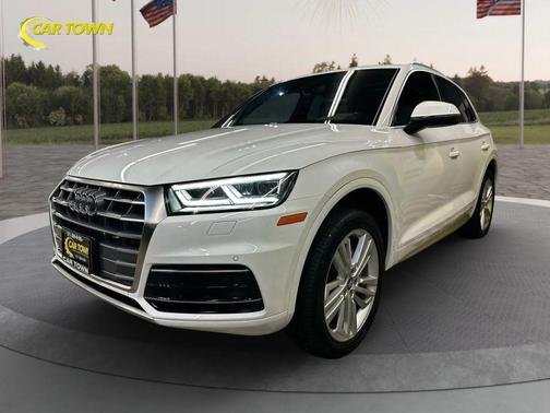 2018 Audi Q5 2.0T Tech Premium