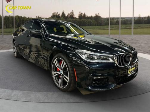 2016 BMW 750 i xDrive