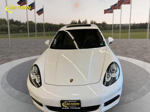 White 2016 Porsche Panamera Edition