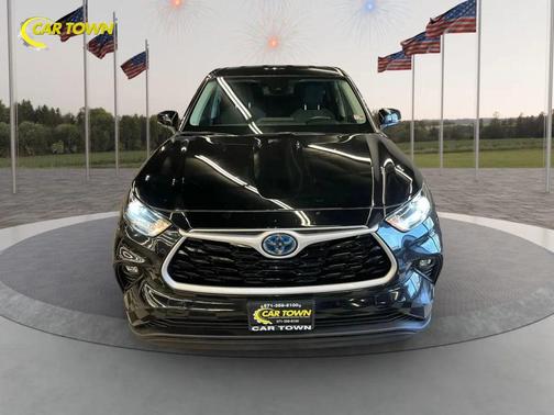 2021 Toyota Highlander Hybrid LE