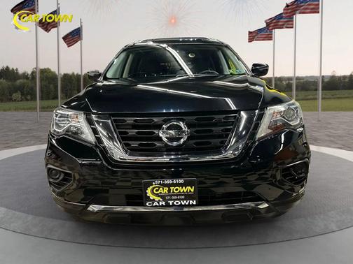 2018 Nissan Pathfinder S