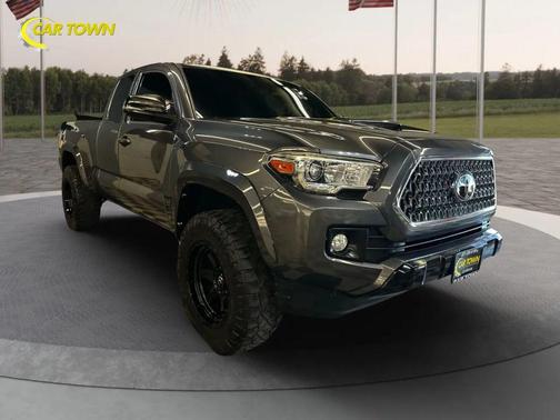 2019 Toyota Tacoma TRD Sport