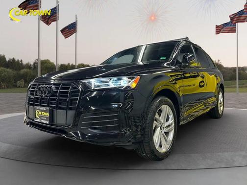 2021 Audi Q7 45 Premium Plus