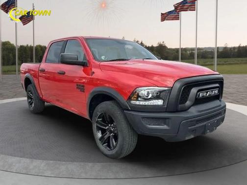 2024 RAM 1500 Classic Warlock Crew Cab 4x2 5'7' Box