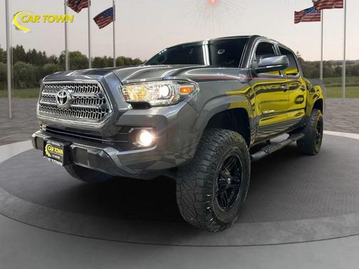 2016 Toyota Tacoma SR5