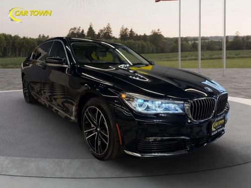 2018 BMW 750 i xDrive