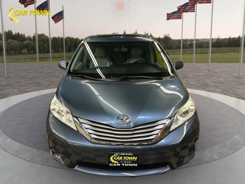 2016 Toyota Sienna XLE Premium