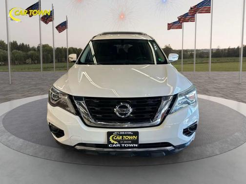 2018 Nissan Pathfinder SV