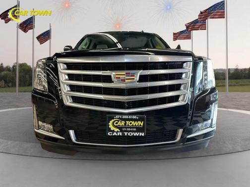 2018 Cadillac Escalade Luxury