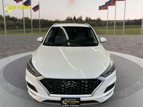 2019 Hyundai TUCSON SE