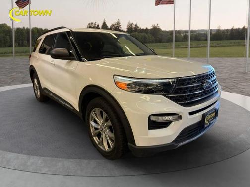 Star White Metallic Tri-Coat 2020 Ford Explorer XLT