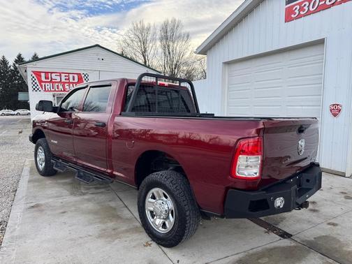 2020 RAM 2500 Tradesman Crew Cab 4X4 6'4' Box