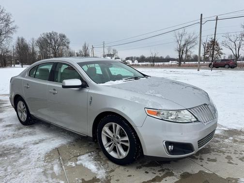 2010 Lincoln MKS Base