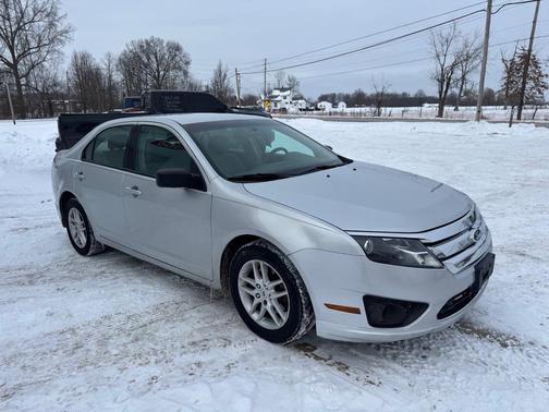 2012 Ford Fusion S