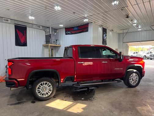 2022 Chevrolet Silverado 2500 High Country