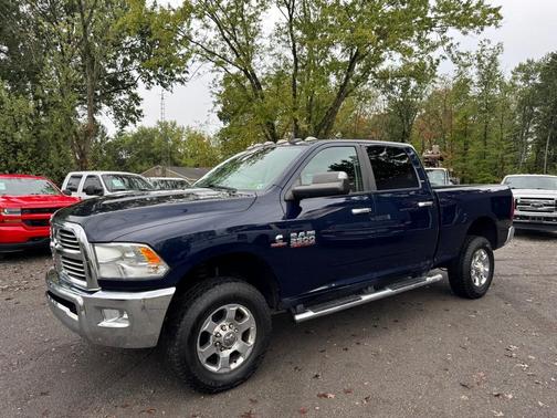 2018 RAM 2500 Big Horn Crew Cab 4x4 6'4' Box