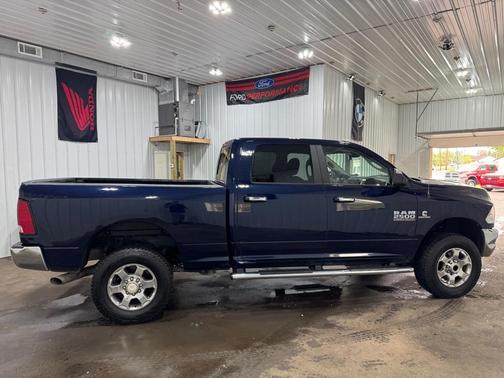 2018 RAM 2500 Big Horn Crew Cab 4x4 6'4' Box