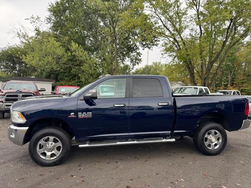 2018 RAM 2500 Big Horn Crew Cab 4x4 6'4' Box