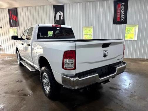 2022 RAM 2500 Tradesman Crew Cab 4x4 6'4' Box