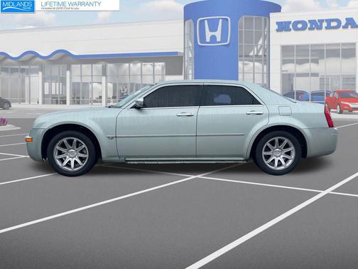 2006 Chrysler 300C Base
