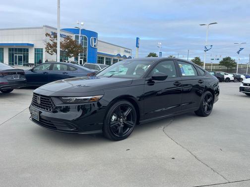 2025 Honda Accord Hybrid Base