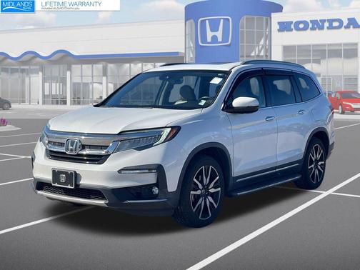 2020 Honda Pilot Touring 8-Passenger