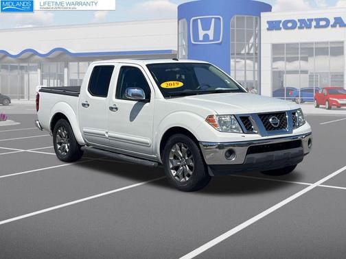 2019 Nissan Frontier SL
