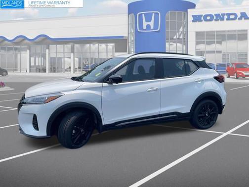 2024 Nissan Kicks SR