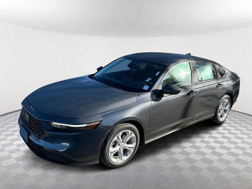 2025 Honda Accord LX 1.5T