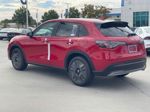 2026 Honda HR-V 2WD Sport