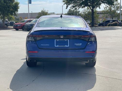 2025 Honda Accord Hybrid Base
