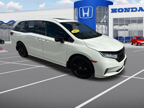 Platinum White Pearl 2023 Honda Odyssey