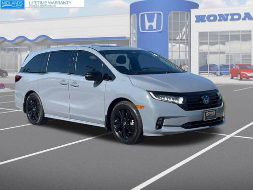 2024 Honda Odyssey Sport