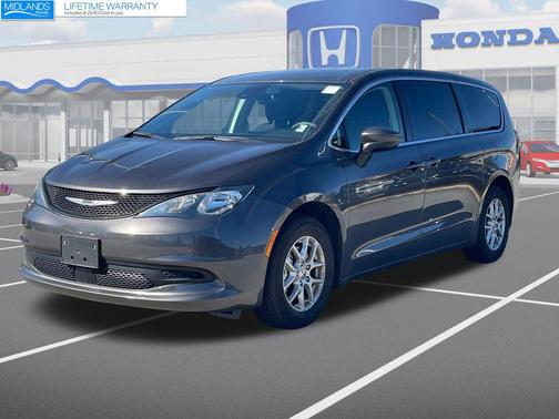 2021 Chrysler Voyager LX