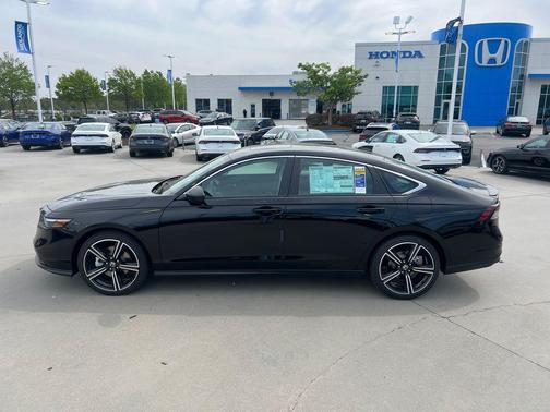 2025 Honda Accord Hybrid Base