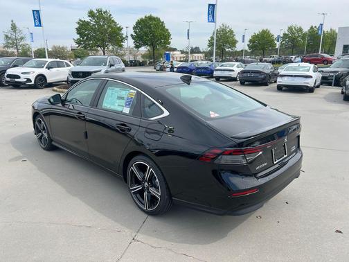 2025 Honda Accord Hybrid Base