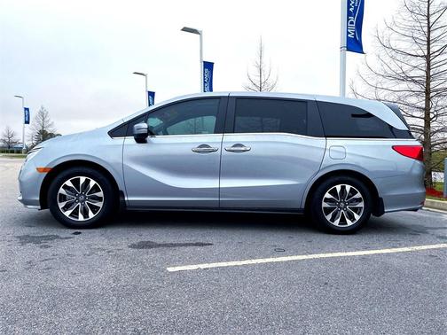 Photo 5 of 39 of 2022 Honda Odyssey EX-L