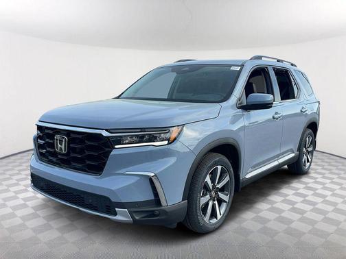 2025 Honda Pilot Touring 8-Passenger