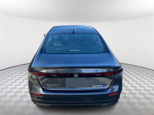 2025 Honda Accord LX 1.5T