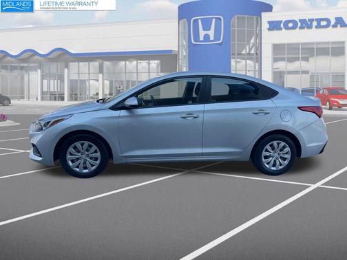 2021 Hyundai Accent SE
