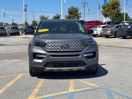 2023 Ford Explorer Limited