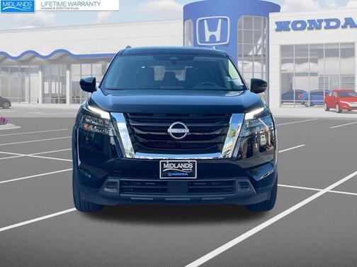 2024 Nissan Pathfinder SV FWD